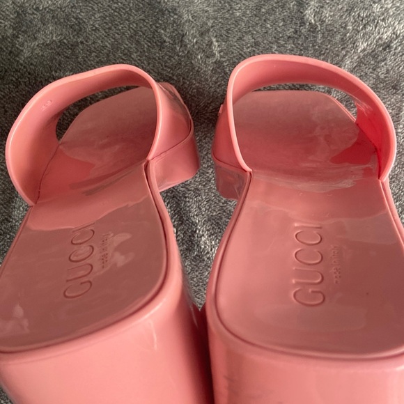 Authentic Gucci Sandals 💕 - Picture 10 of 17